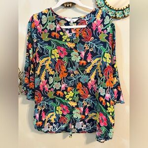 LaRoque Women’s Silk Blend Floral 3/4 Flutter Sleeve Pleated Back Blouse OS